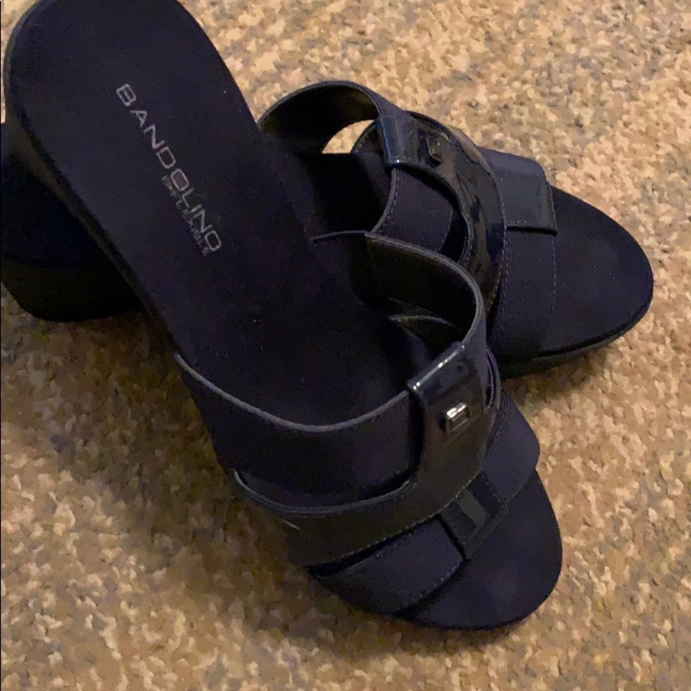 Shoes - Picture 2 of 4